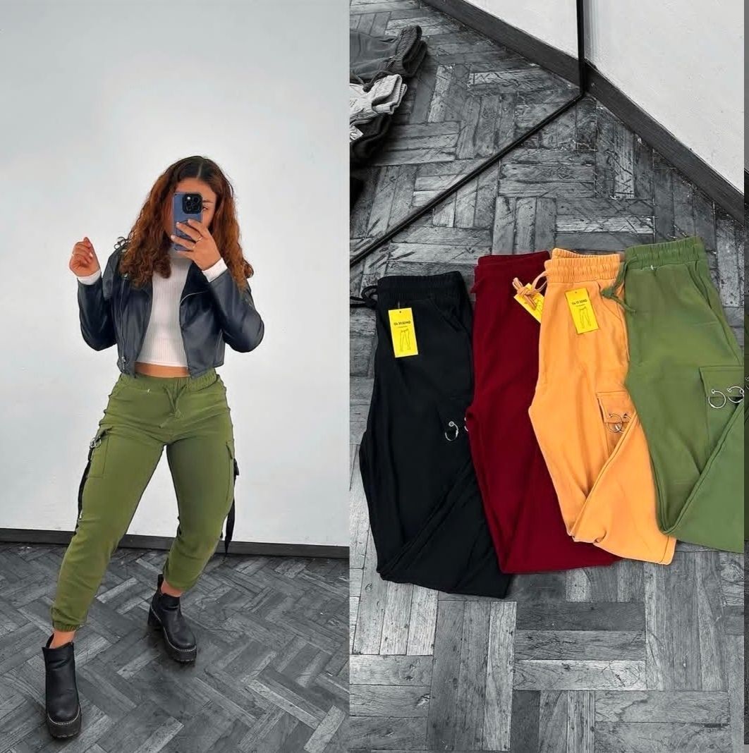 Pantalon Cargo con Aros Pantalon Cargo con Aros