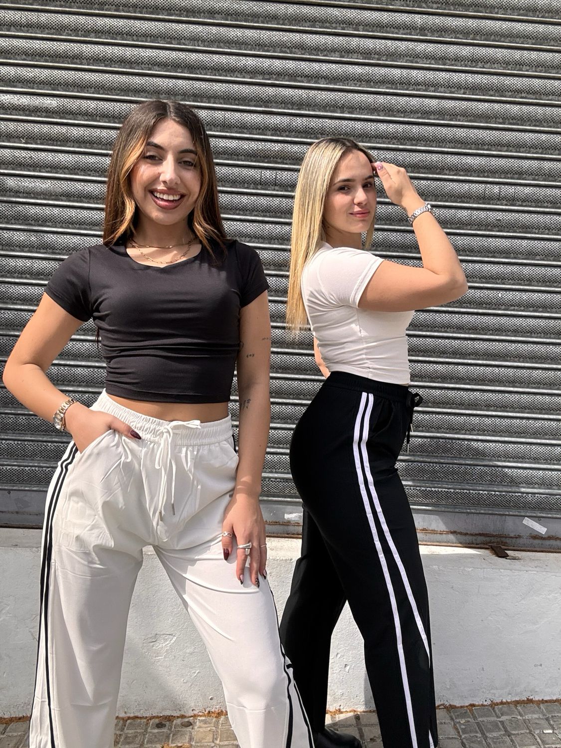 Pantalon HAVANA en tendencia con lineas X MAYOR ($350 c/u paquete minimo de 12 unidades) Pantalon HAVANA en tendencia con lineas X MAYOR ($350 c/u paquete minimo de 12 unidades)