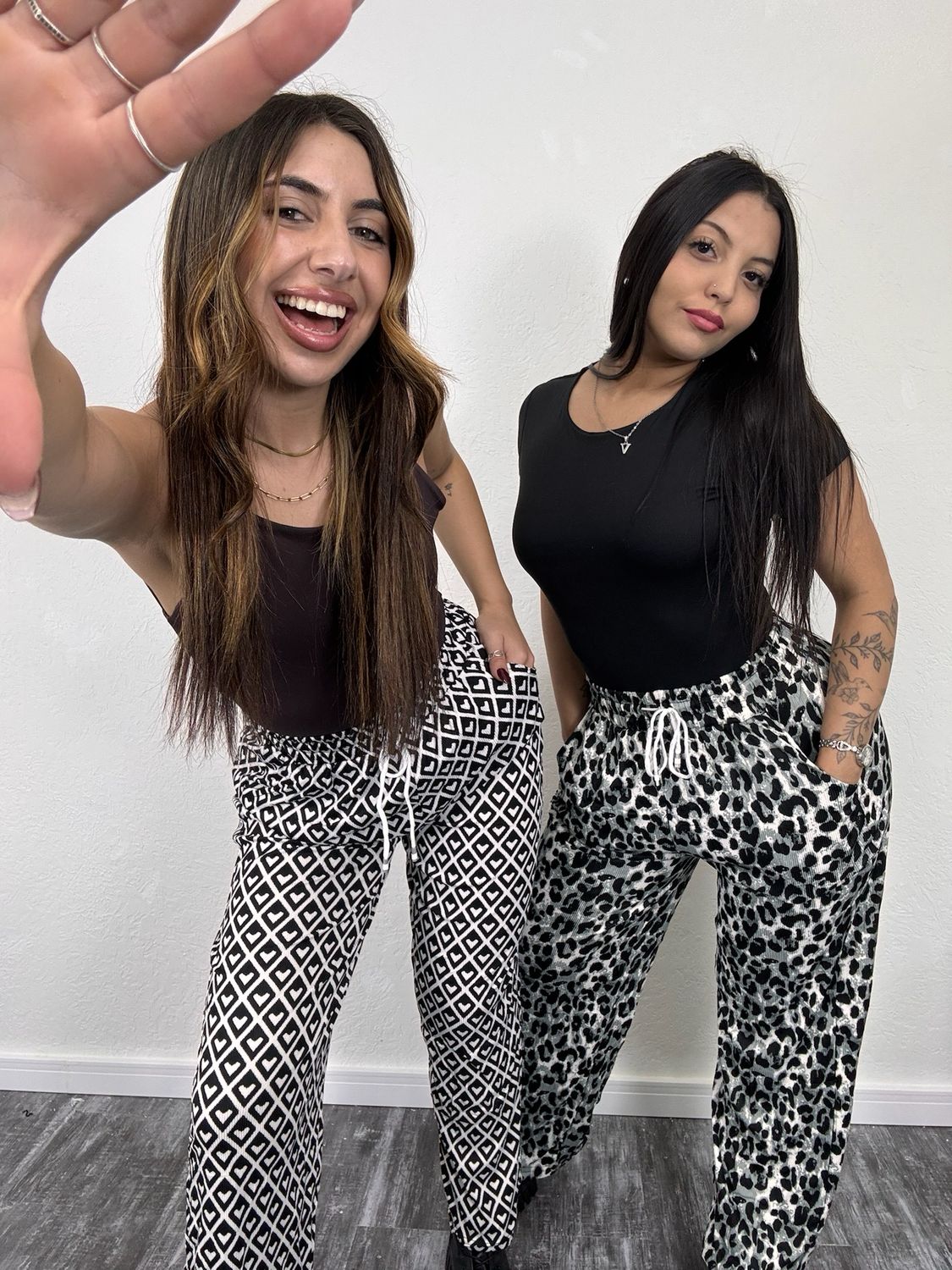 Palazo estampado colores variados en tela morley con bolsillos. X MAYOR ($190 c/u paquete minimo de 12 unidades) Palazo estampado colores variados en tela morley con bolsillos. X MAYOR ($190 c/u paquete minimo de 12 unidades)