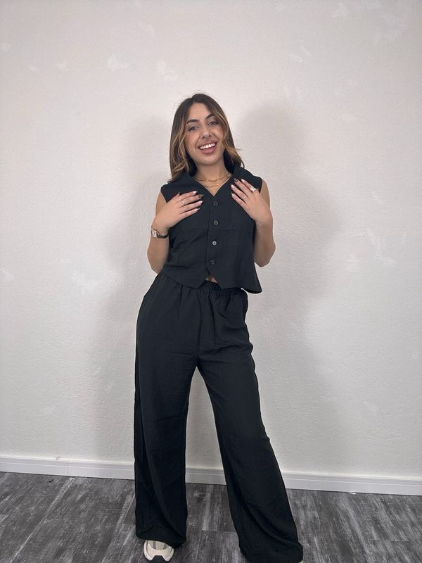 Conjunto sastrero de Chaleco y Palazo