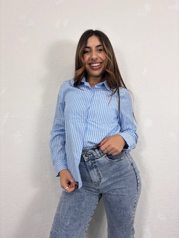 Camisa sastrera de lino con mangas largas  y lineas($520 c/u paquete minimo de 12 unidades)