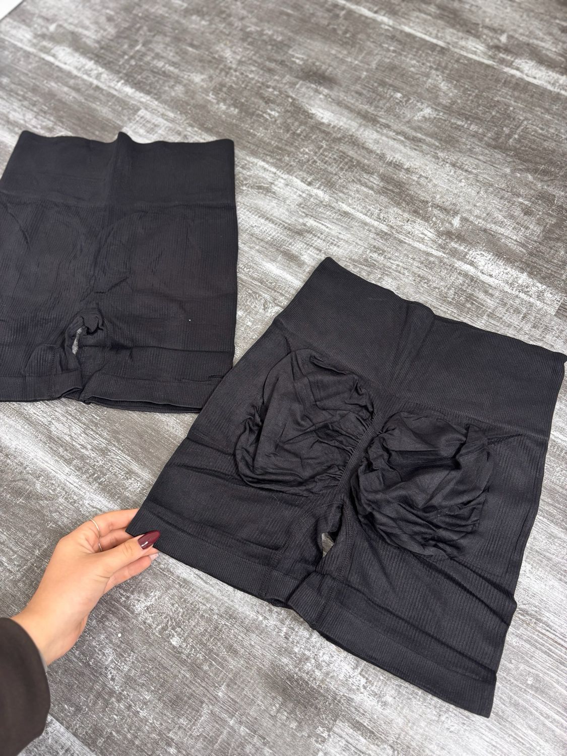 Short liso con push up color negro. X MAYOR ($250 c/u paquete minimo de 6 unidades)
