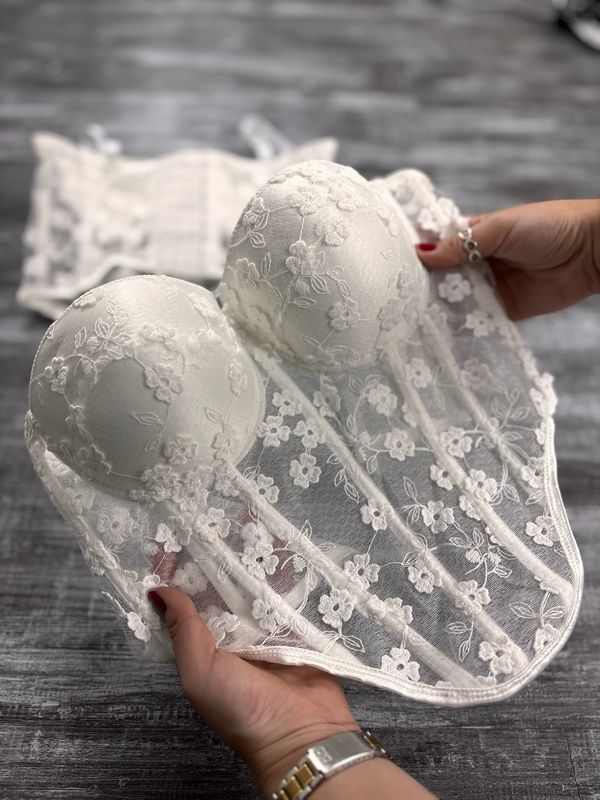 Corset de dama con encaje X MAYOR ($410c/u paquete minimo de 6 unidades)