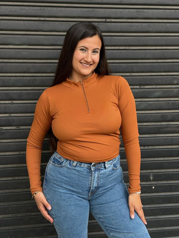 Polera Morley Ribana con cierre Polera Morley Ribana con cierre
