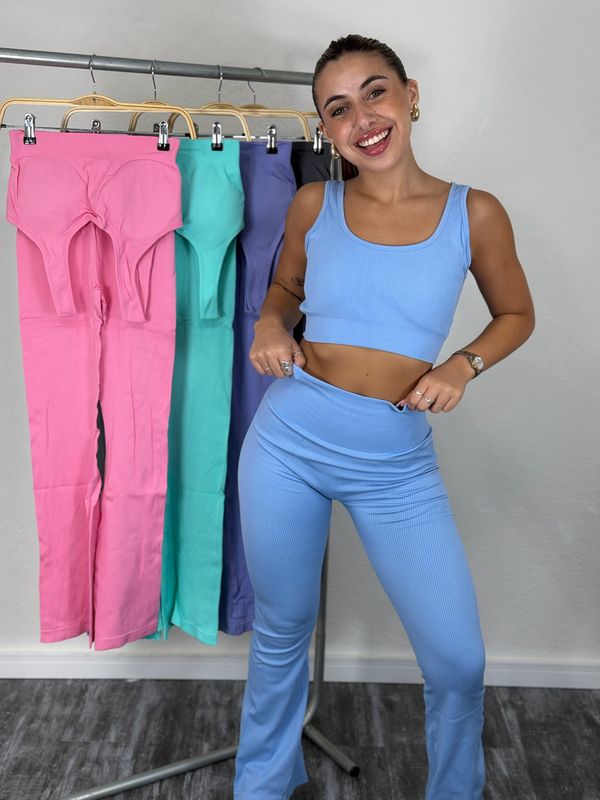 Conjunto de top y calza oxford con push up