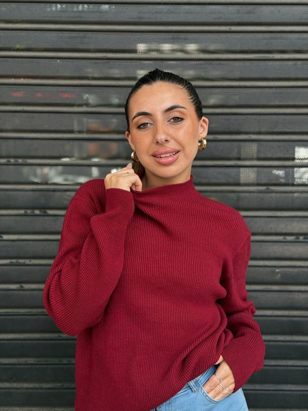 Buzo polera en tela hilo con canale en el cuello