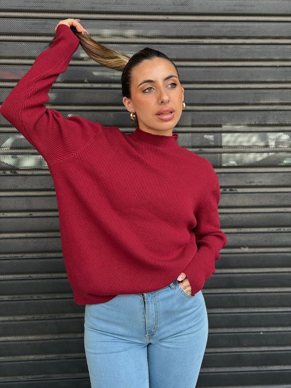 Buzo polera en tela hilo con canale en el cuello