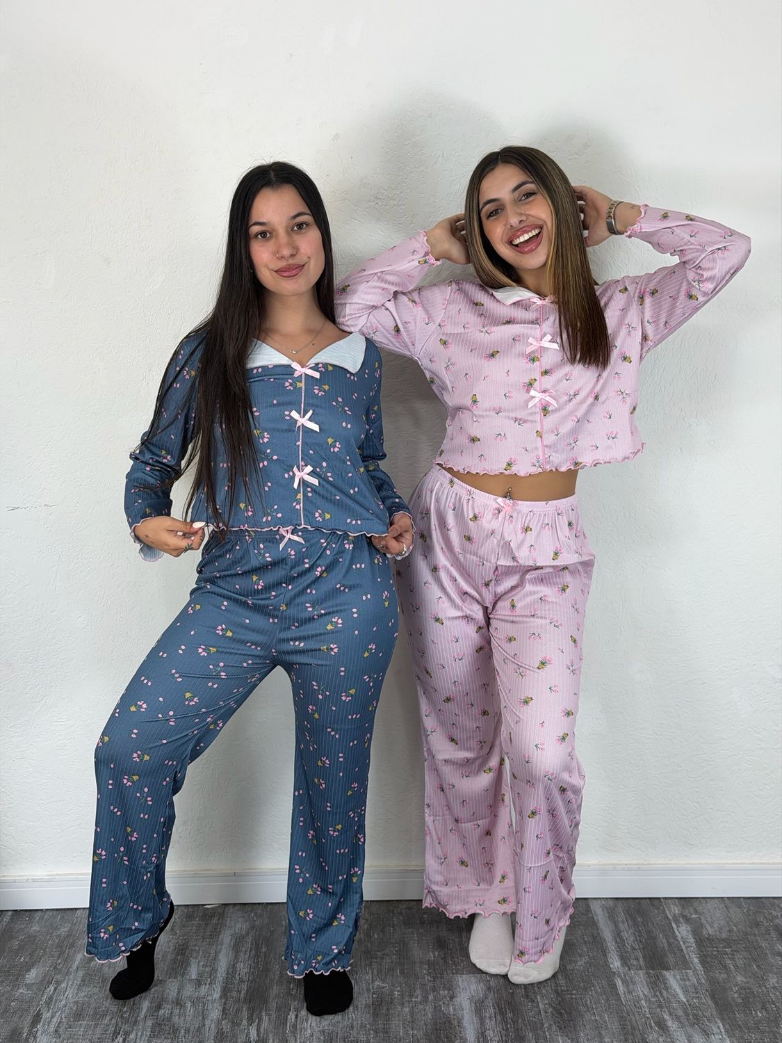 Conjunto de pijama Princesa de pantalon y buzo Conjunto de pijama Princesa de pantalon y buzo