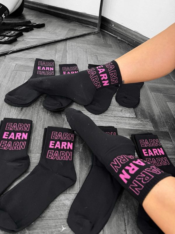 Medias deportivas altas color negro por MAYOR ( Pack de 12 unidades)