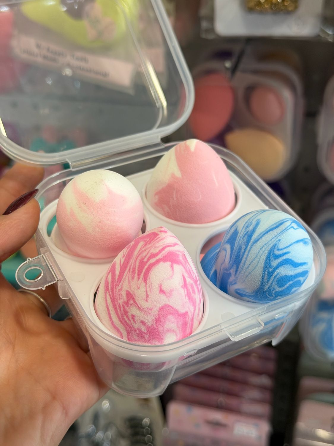 Estuche con 4 esponjas de maquillaje X MAYOR ($90 c/u paquete minimo de 12 unidades Estuche con 4 esponjas de maquillaje X MAYOR ($90 c/u paquete minimo de 12 unidades