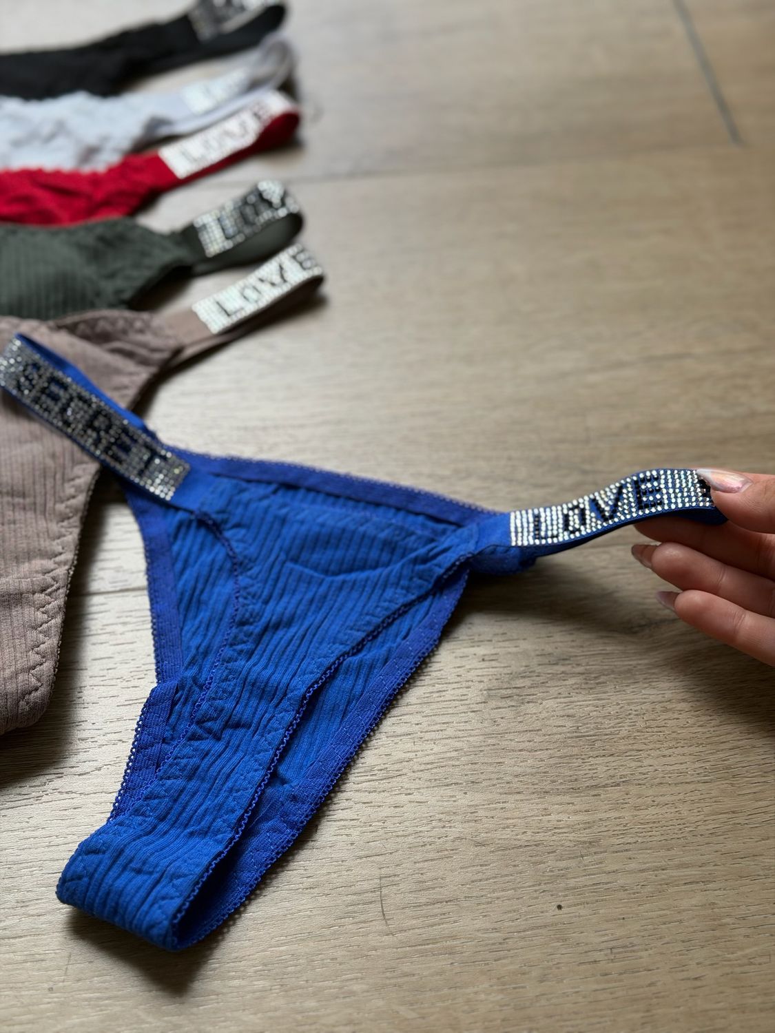 Colaless LUREX ($150 c/u)