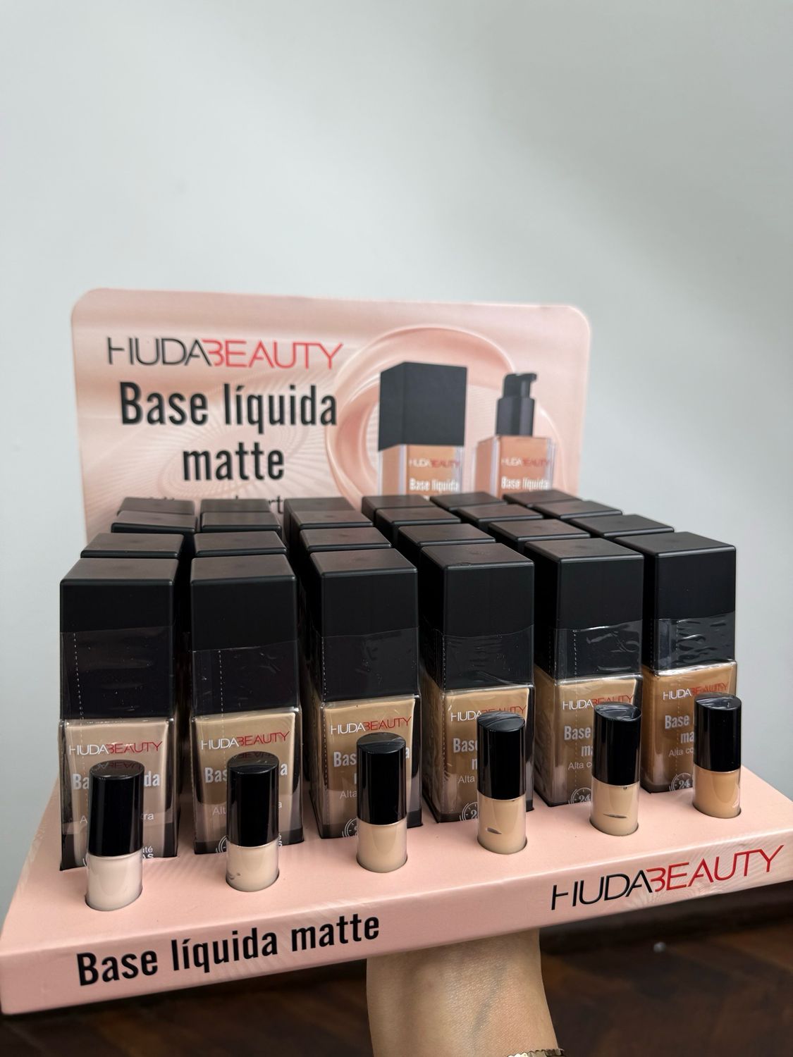 Base liquida extrema cobertura