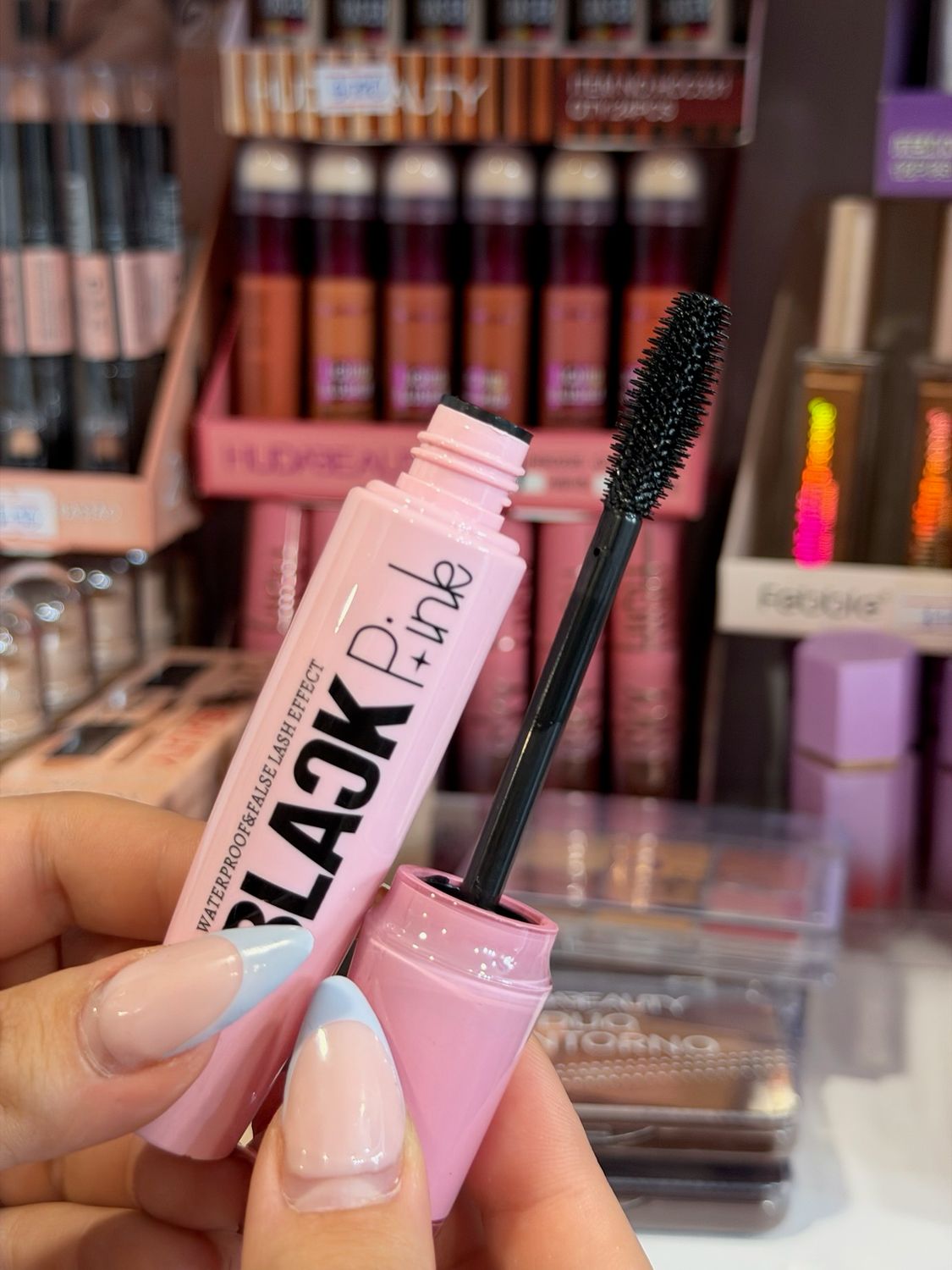 Mascara Rimel de pestañas en color negro