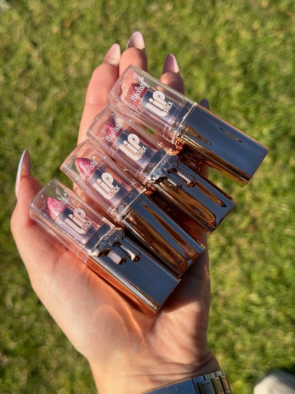 Labial en barra tonos pastel