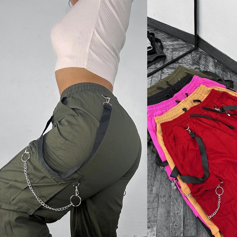 Pantalon cargo con cadenas Pantalon cargo con cadenas