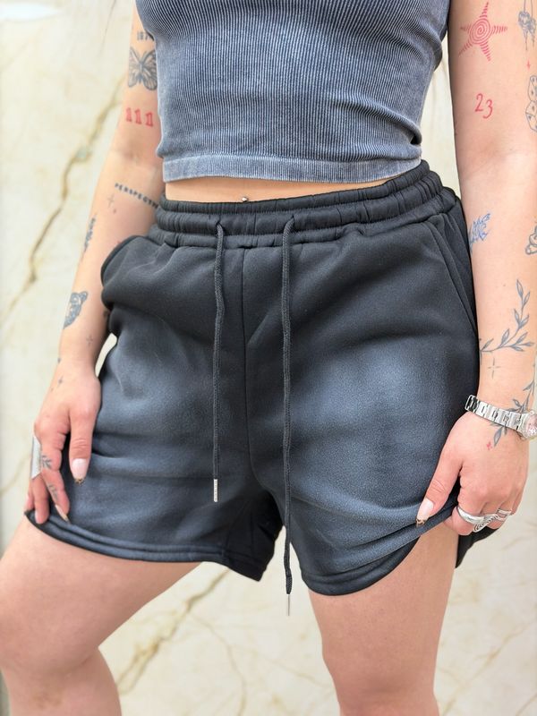 Short deportivo difuminado