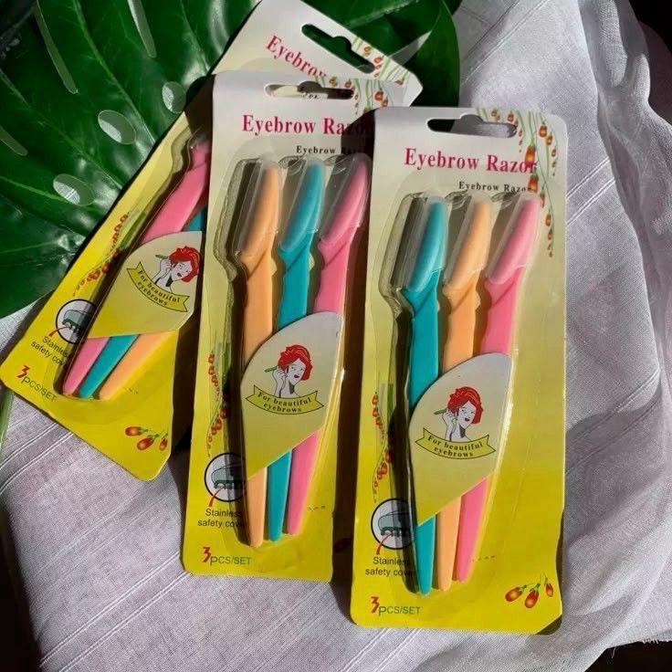 Set de 3 perfiladores de cejas