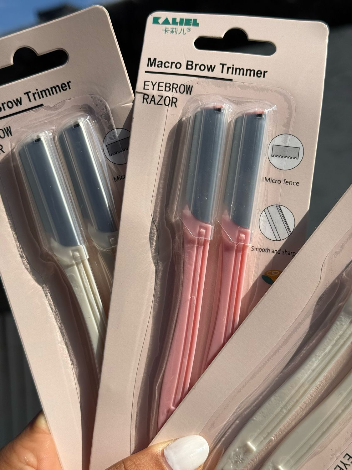 Perfilador de cejas por MAYOR ($45 c/u paquete de 6 unidades)