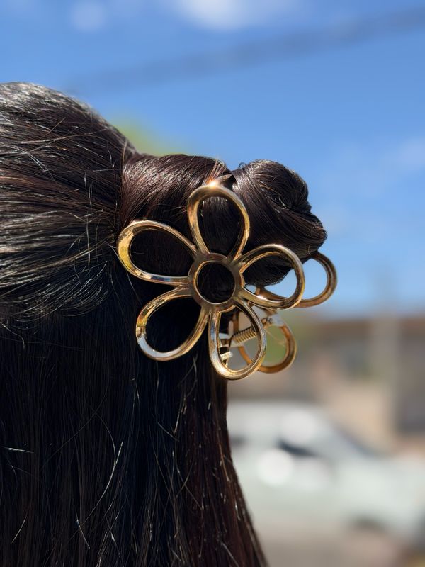 Pinza de flor metalica por MAYOR ($45 c/u paquete de 6 unidades)