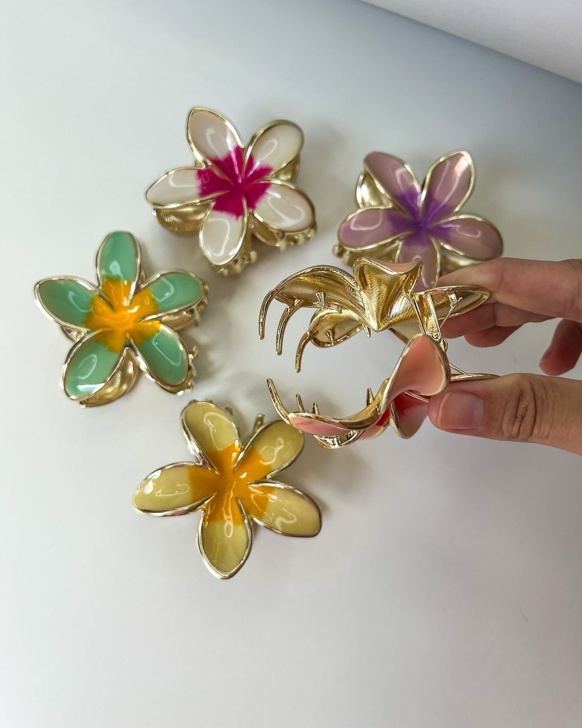 Pinza de flor hawaiana