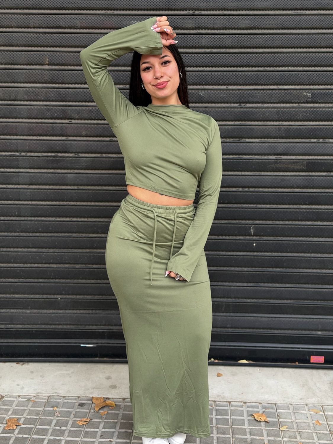 Conjunto de buzo y pollera