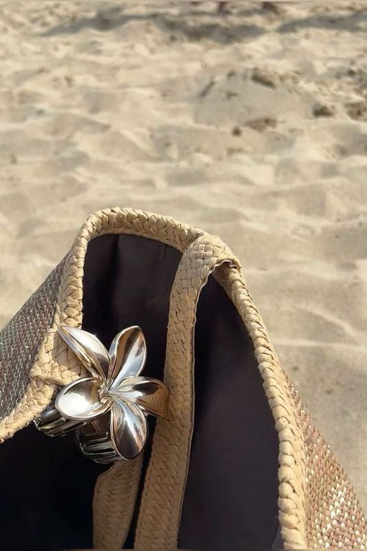 Pinza Para Cabello Diseño Flor Brillosa