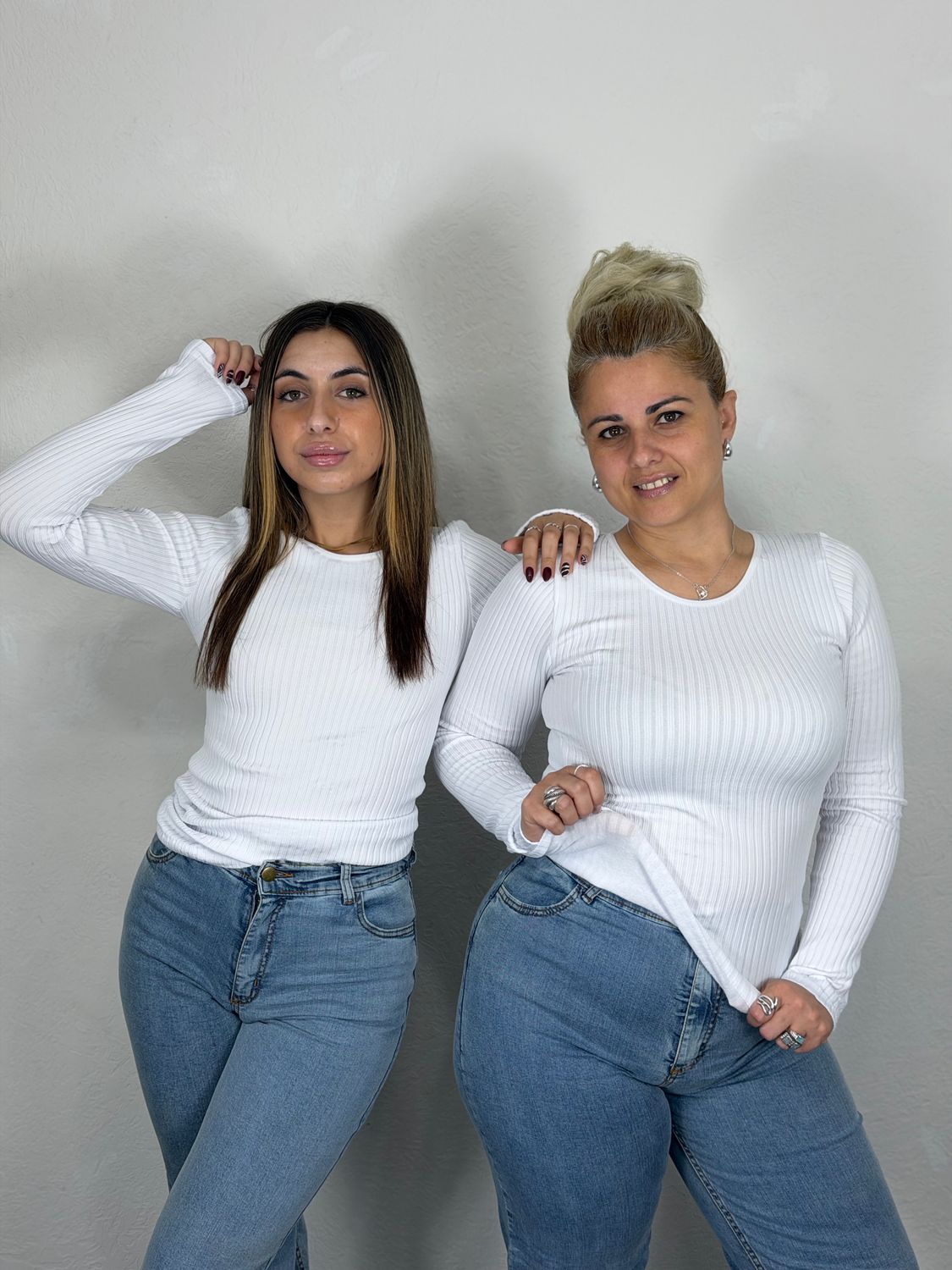 Remera termica morley color blanco por mayor ($190 minimo 12 unidades) Remera termica morley color blanco por mayor ($190 minimo 12 unidades)