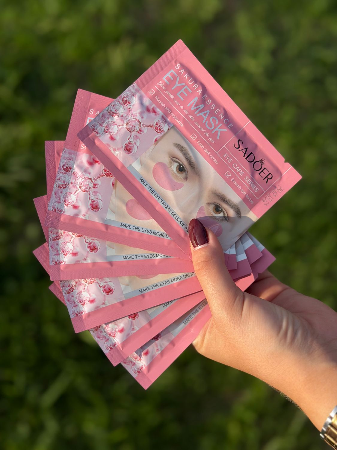 Mascarilla Parche para ojos con Propiedad de rosas