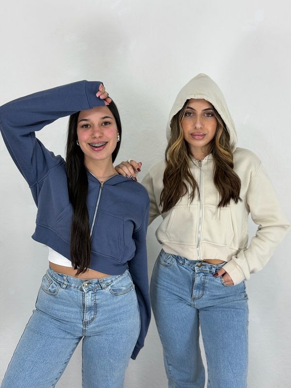 Campera con Cierre y capucha Lorena