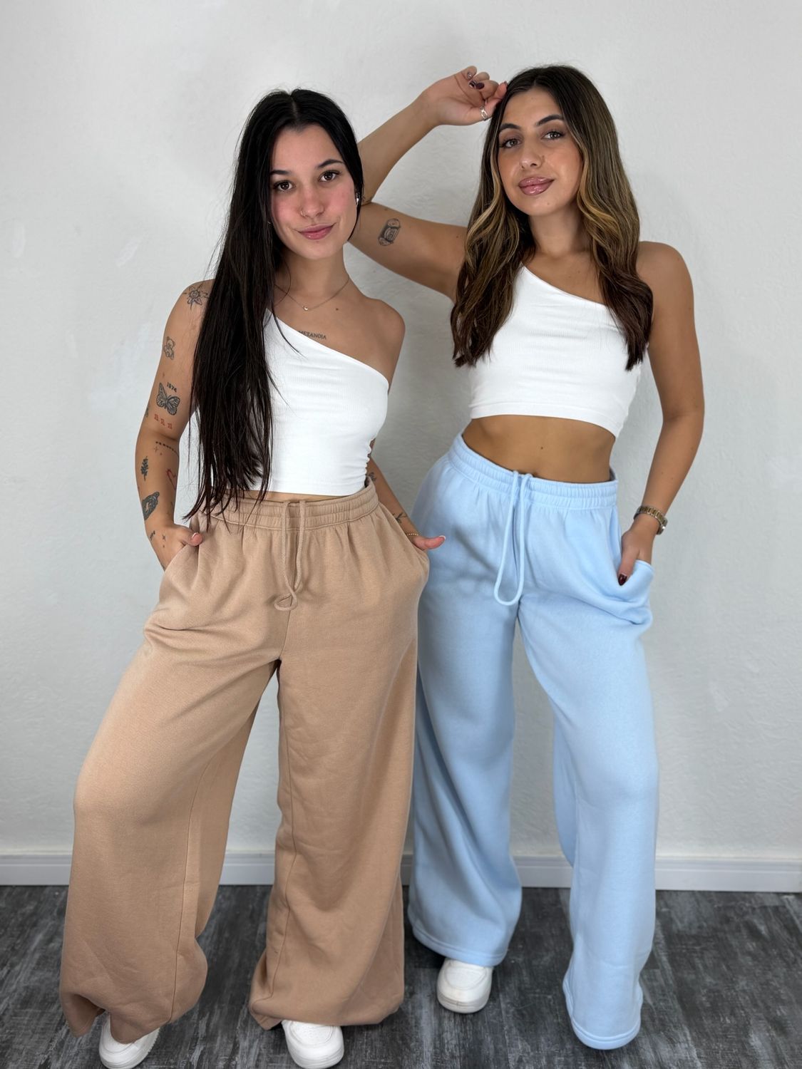 Pantalon deportivo ancho Pia Pantalon deportivo ancho Pia