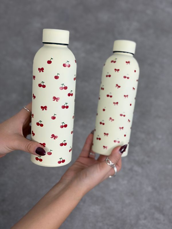 Botella termica con diseño cherry