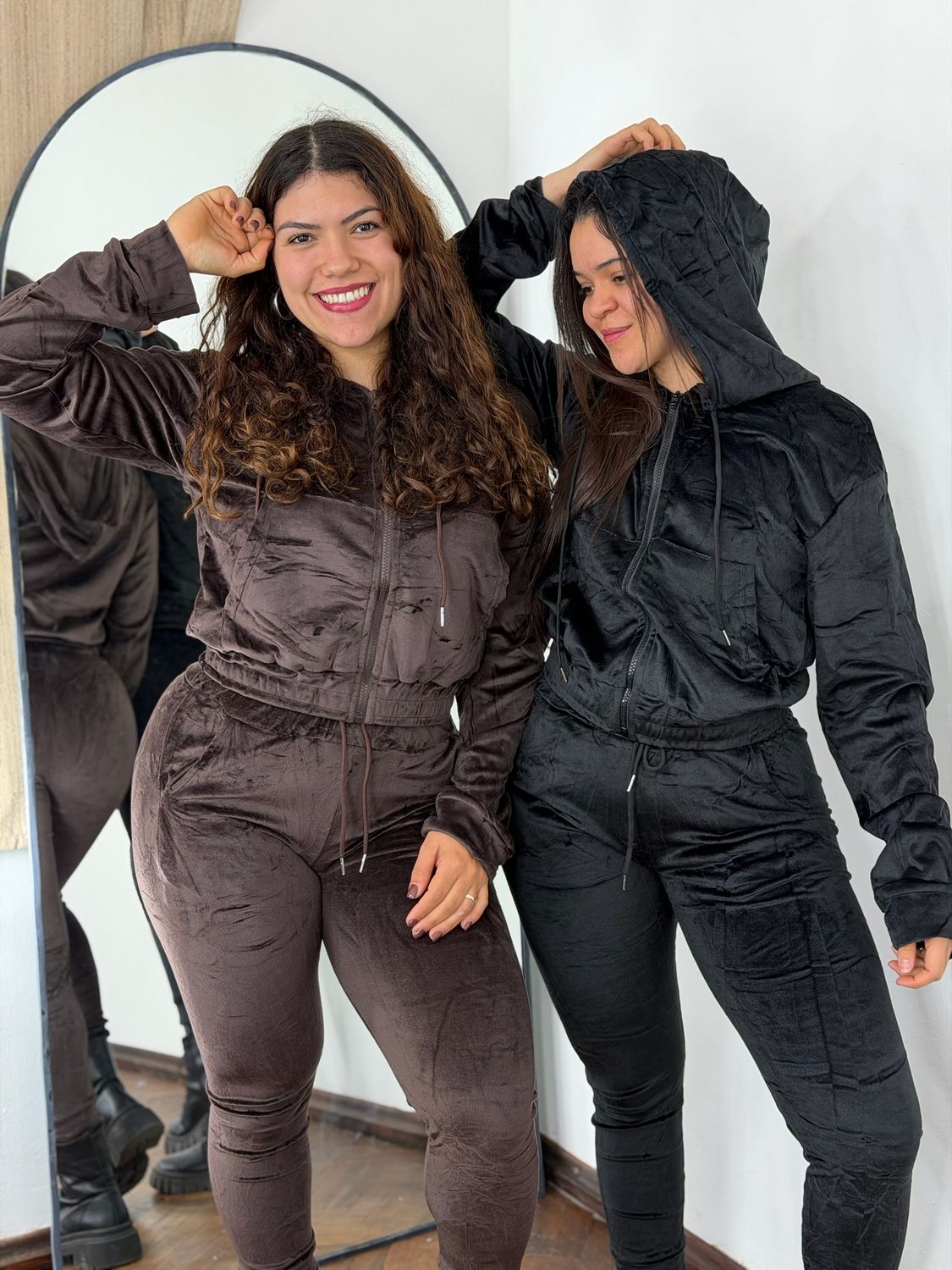 Conjunto con Campera y gorro Plush Celine por mayor ($490 c/u mínimo 12 unidades)