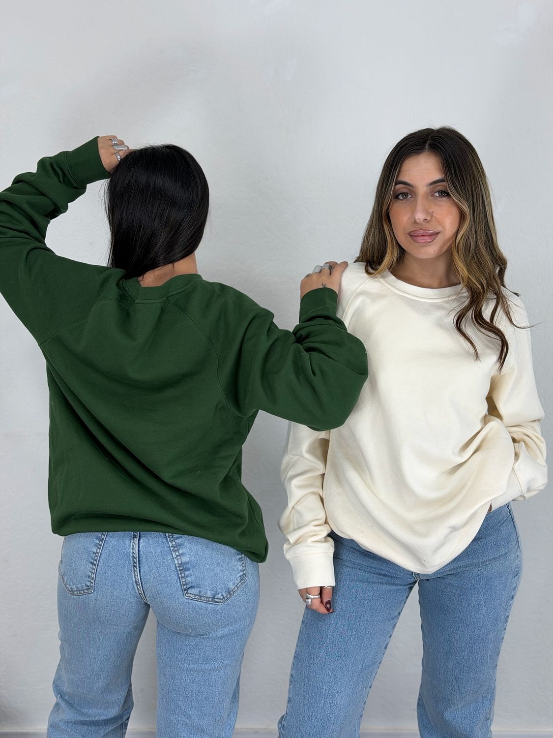 Buzo unisex oversize de cotton por mayor ($  350 c/u mínimo 6 unidades)