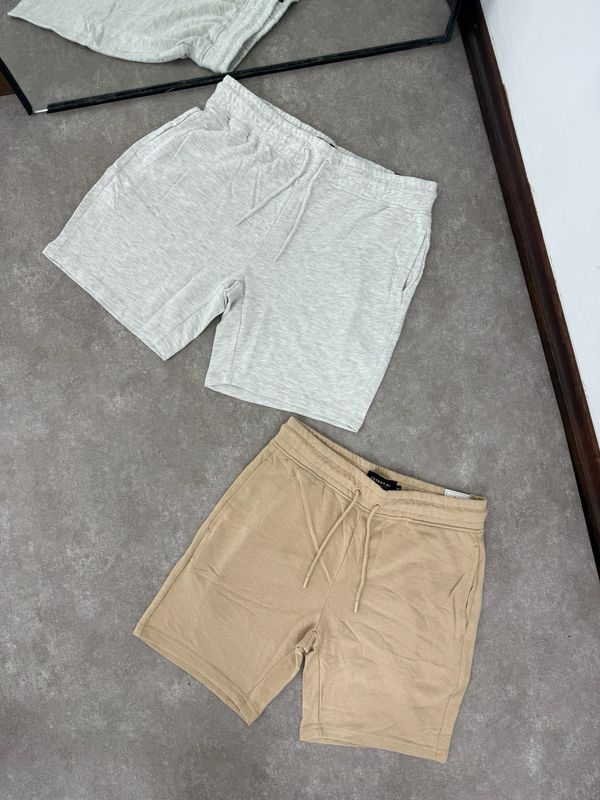 Short deportivo unisex