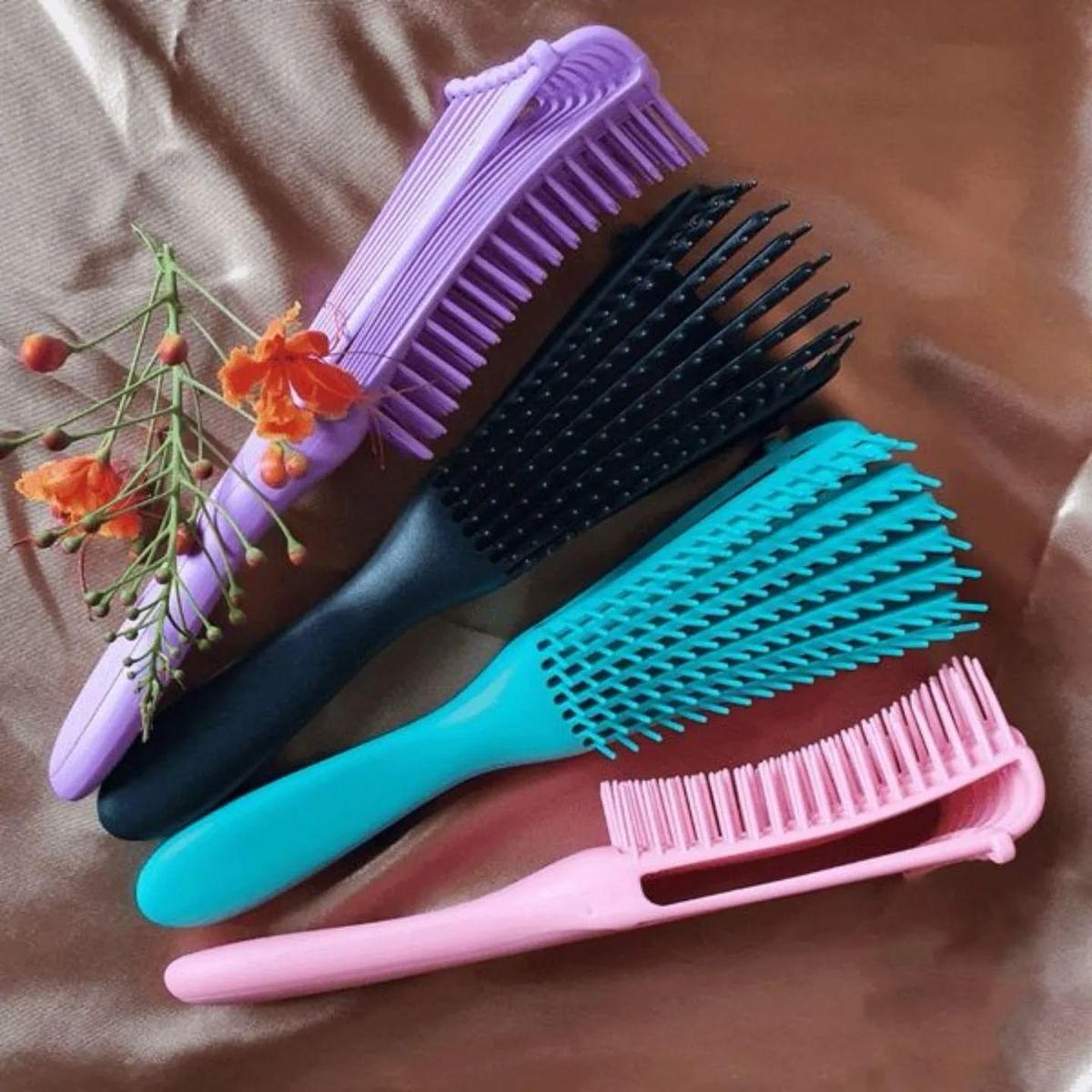 Cepillo desenrredante flexible por mayor ( Pack de 12 a $70 c/u )