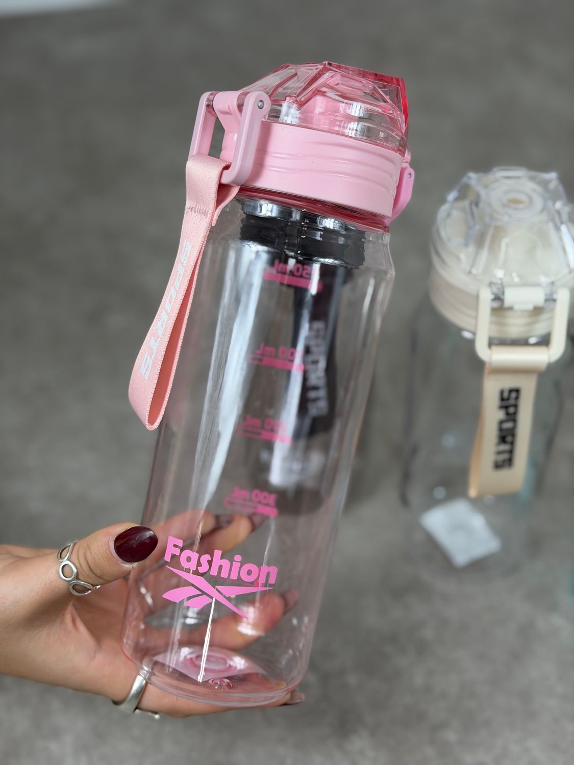 Botella Masha por mayor (Pack de 12 unidades a $120 c/u) - imagen