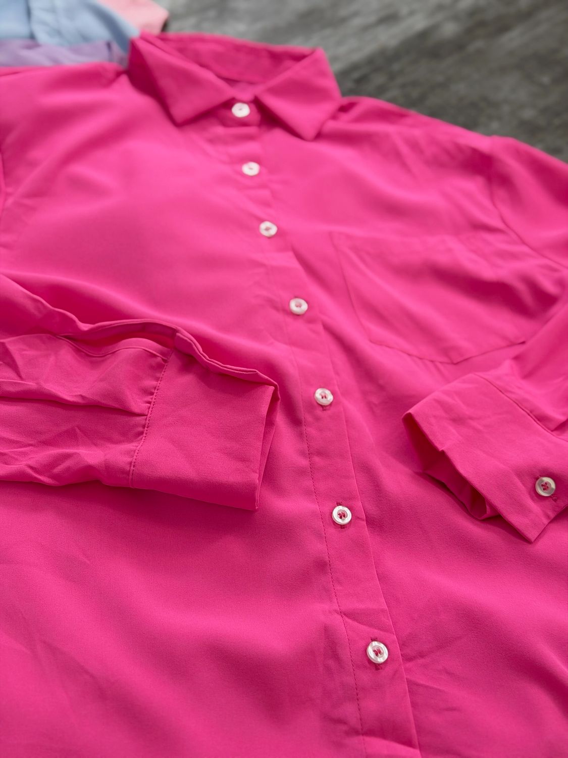 Camisa Oversize  Lisa por mayor ( Pack de 12 a $ 220 c/u ) - imagen