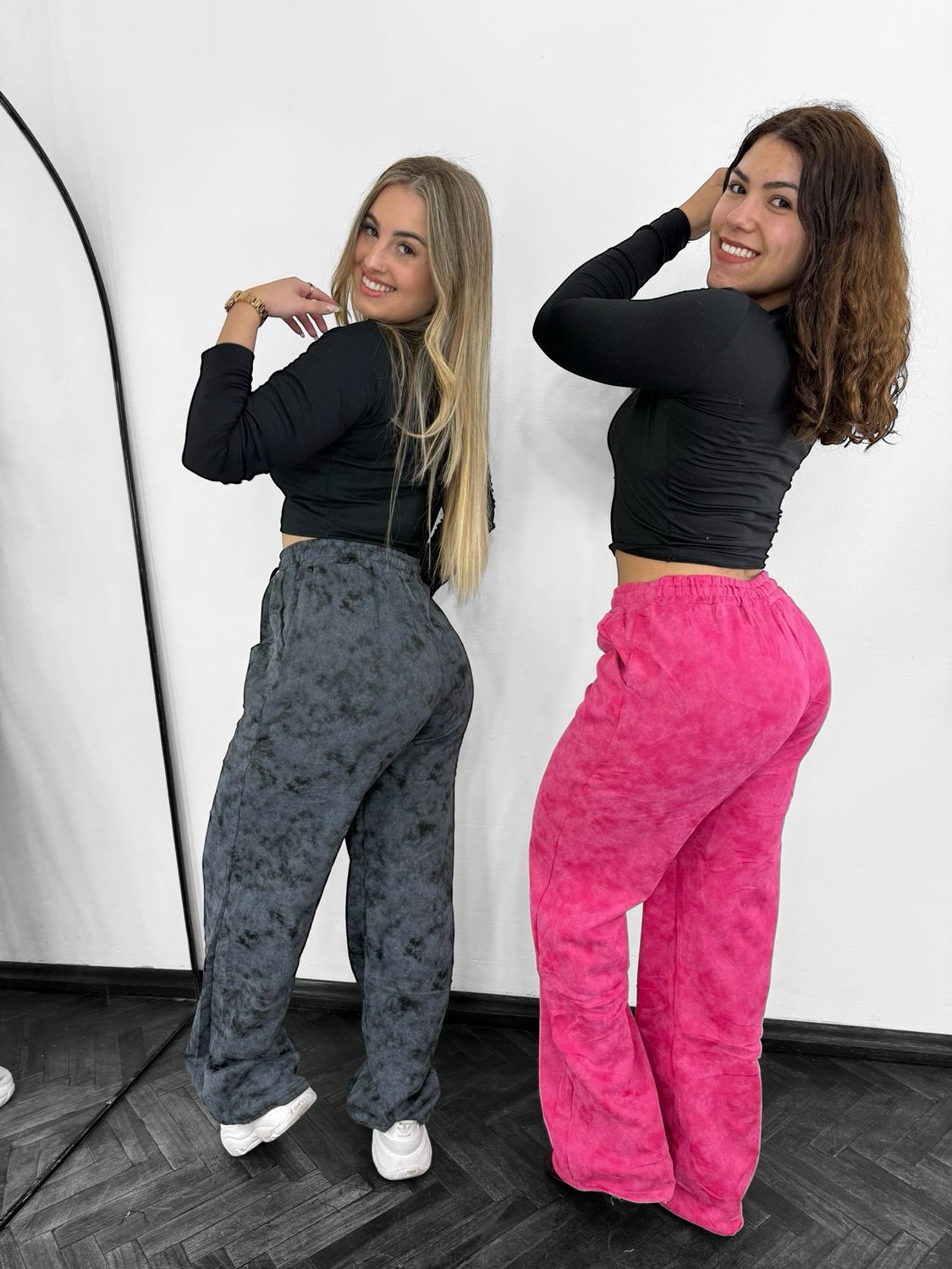 Pantalon deportivo oxford difuminado afelpado por mayor en rosa L ( Pack de 12 unidades a $385 c/u) - imagen