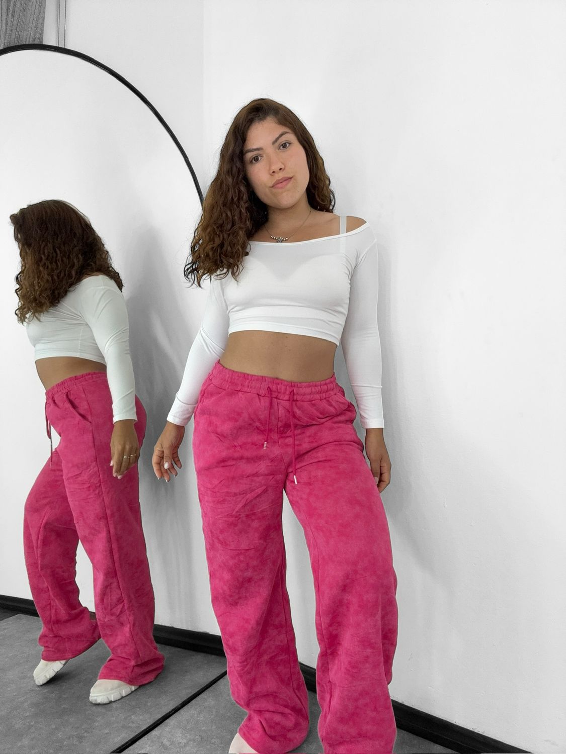 Pantalon deportivo oxford difuminado afelpado por mayor en rosa L ( Pack de 12 unidades a $385 c/u) - imagen
