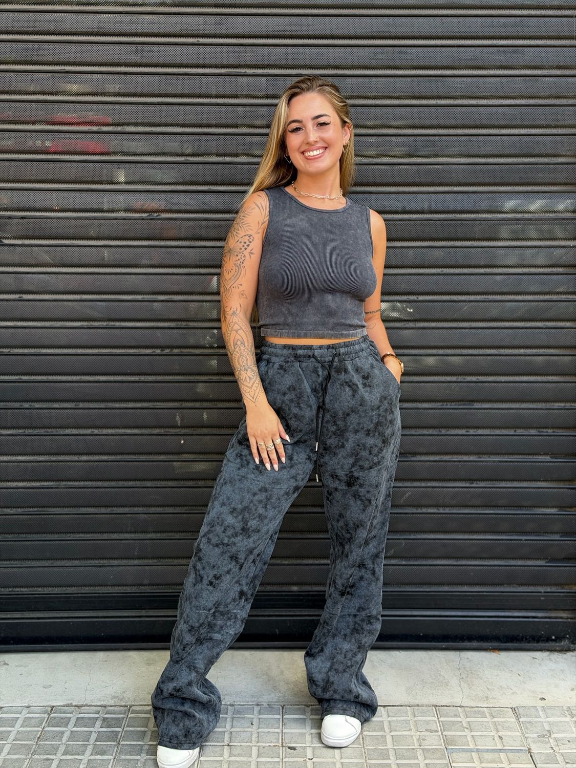 Pantalon deportivo oxford difuminado afelpado por mayor en rosa L ( Pack de 12 unidades a $385 c/u) - imagen
