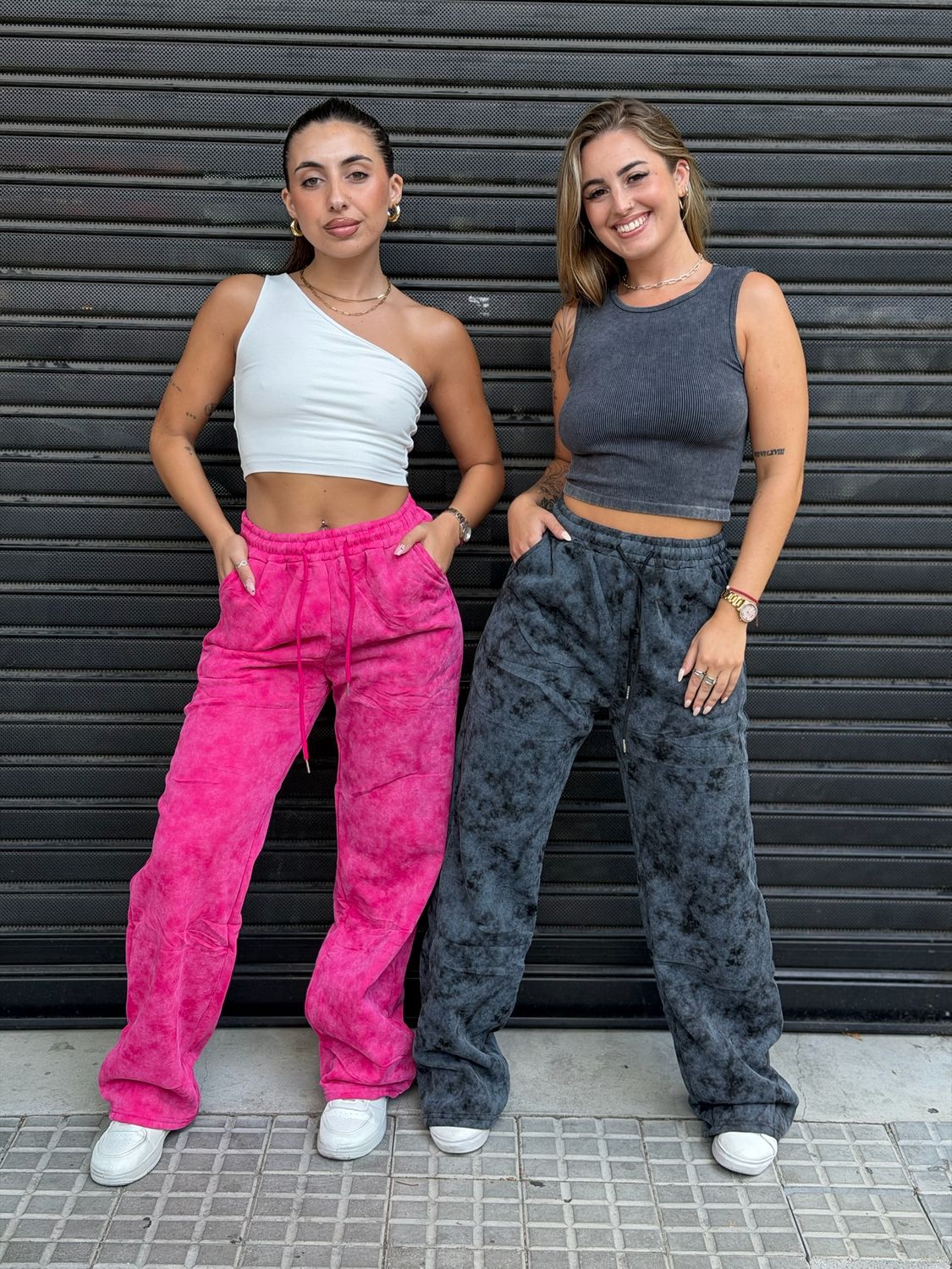Pantalon deportivo oxford difuminado afelpado por mayor en rosa L ( Pack de 12 unidades a $385 c/u)