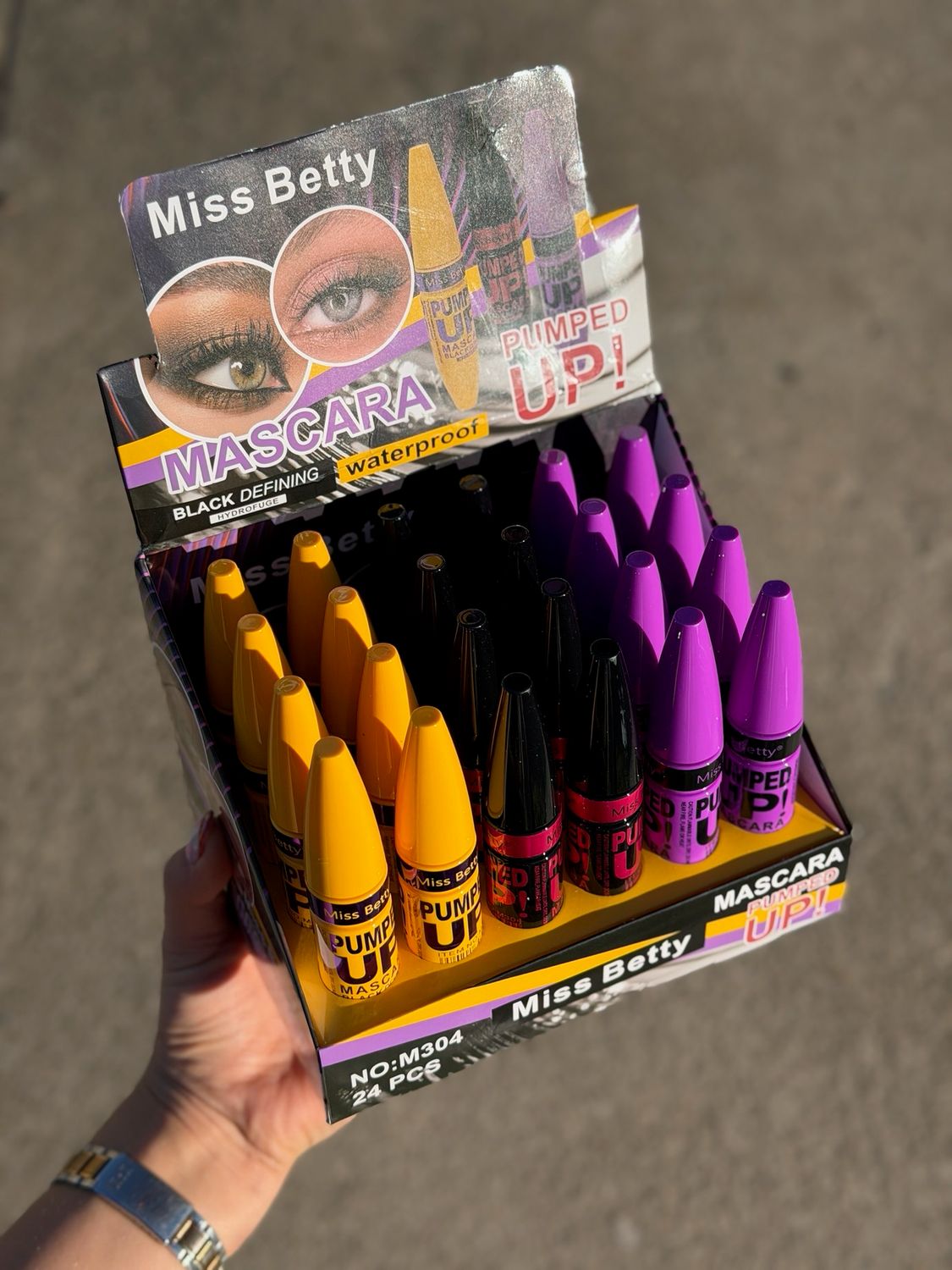 Mascara de Pestaño Resistente al Agua - imagen