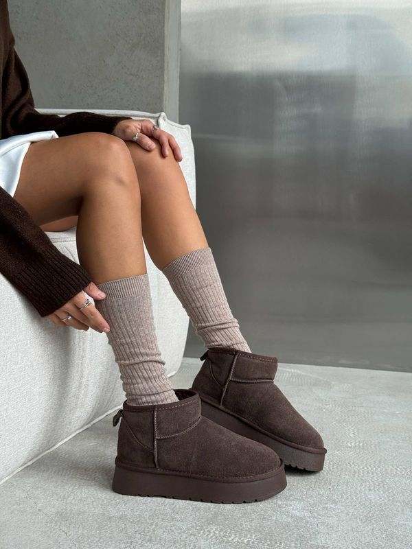 Botas Cortas de Gamuza con Corderito Carla