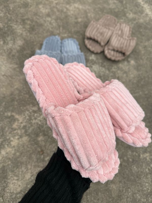 Pantuflas peluditas para dama