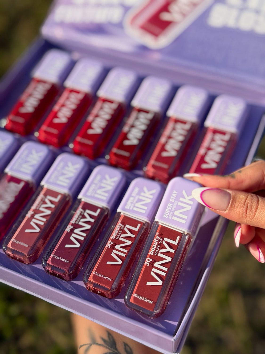 Labial lip gloss 4 tonos mate..