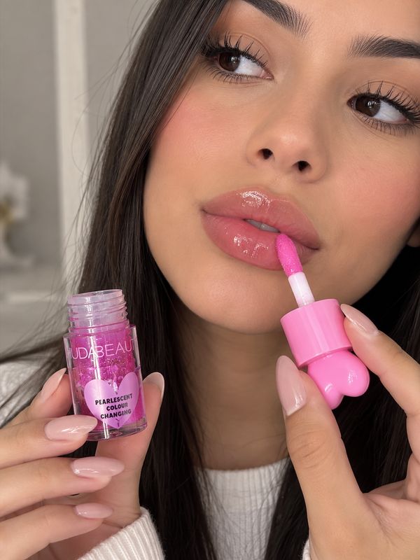 Labial lip gloss