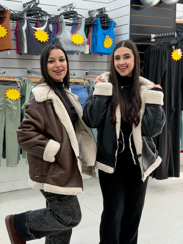 Campera gamulan de corderito Campera gamulan de corderito