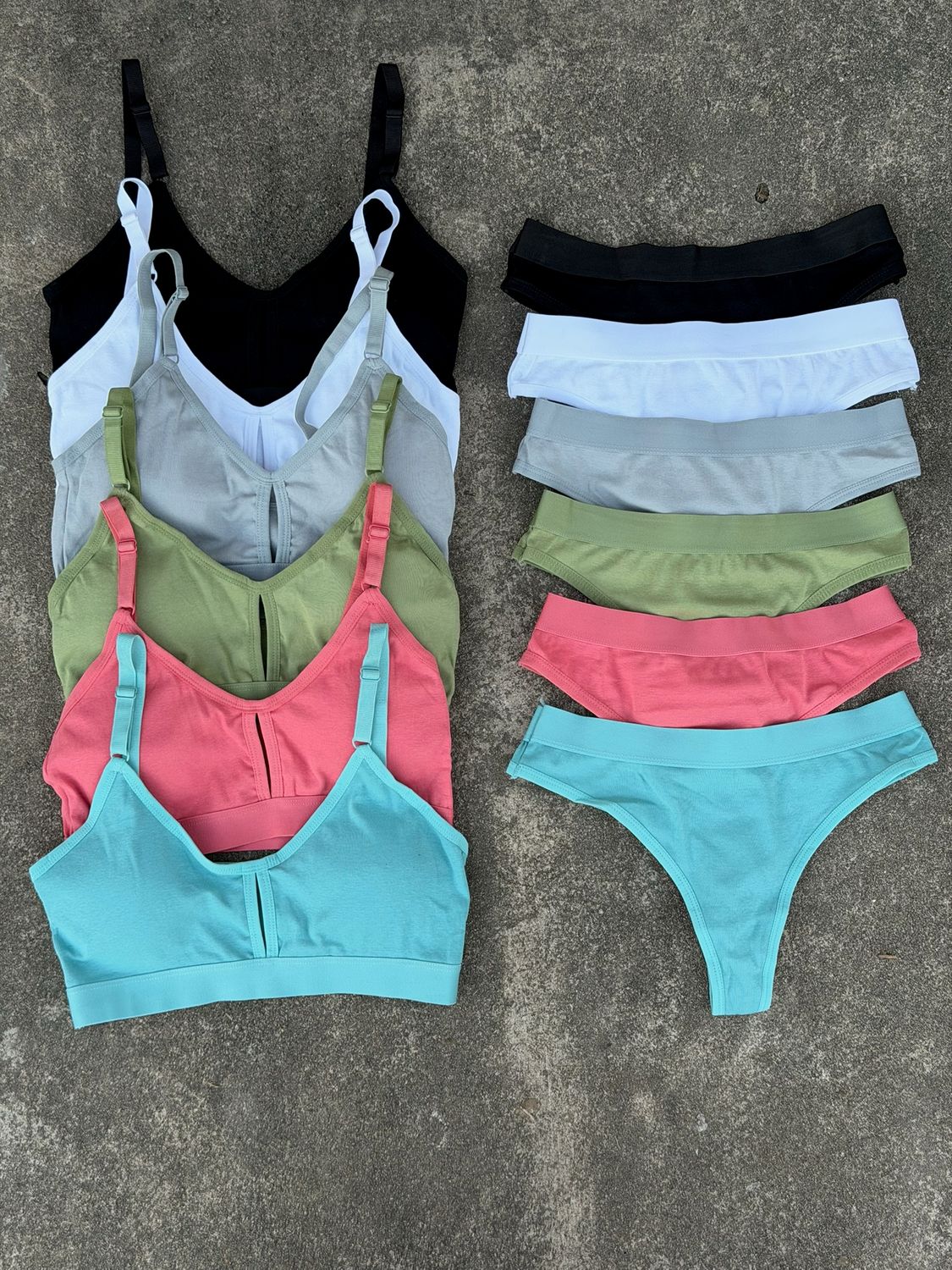Conjunto ropa interior SSY-51196 por mayor ($ 180 c/u paquete minimo de 12 unidades)