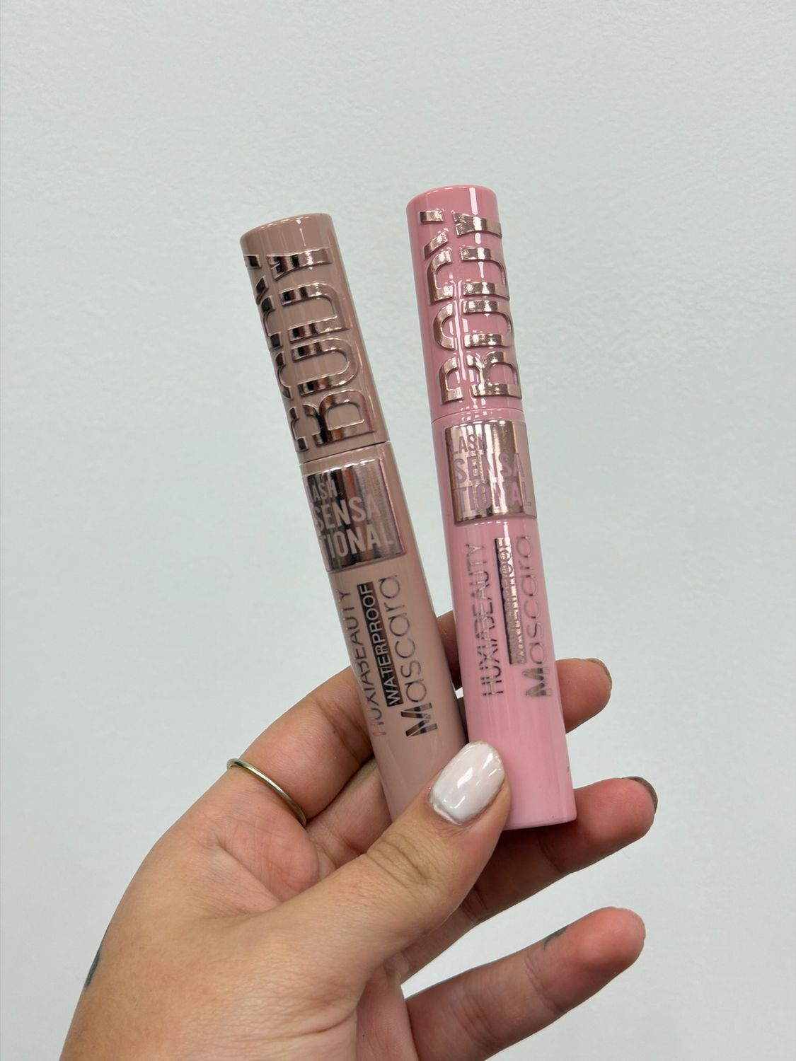 Mascara para pestañas a prueba de agua x mayor ($110 c/u paquete minimo de 24 unidades)