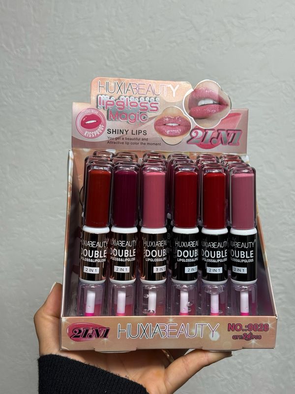 Labial 2 en 1 gloss y labial Mate liquido